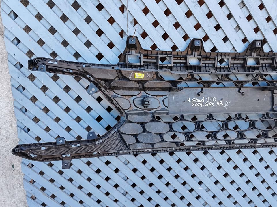 Rejilla de parachoque Hyundai Grand i10 HB 2024 - 2025 - Imagen 8