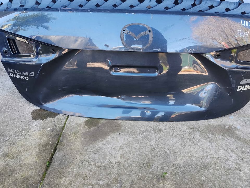 Tapa maleta Mazda 3 2014 - 2018 - Imagen 6
