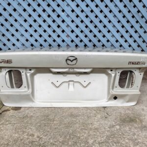 Tapa maleta Mazda 626 1998 - 2003
