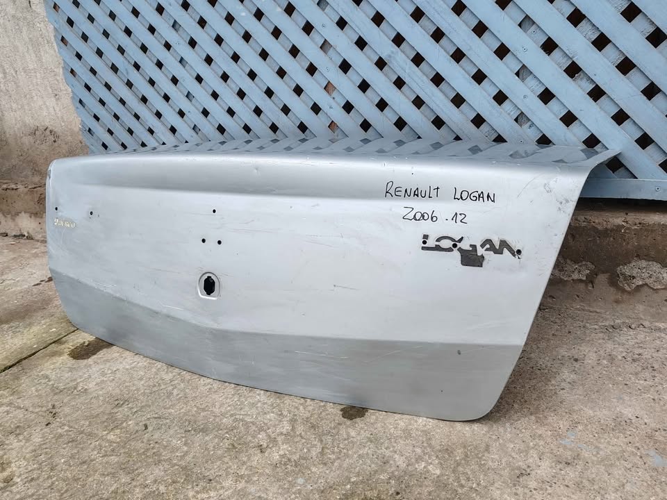 Tapa maleta Renault Logan 2006 - 2012 - Imagen 3