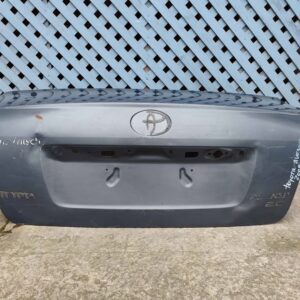 Tapa maleta Toyota Avensis 2005 - 2008