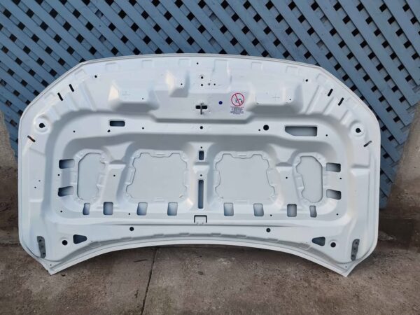 Capot Mahindra XUV 300 2023 - 2025 - Imagen 9