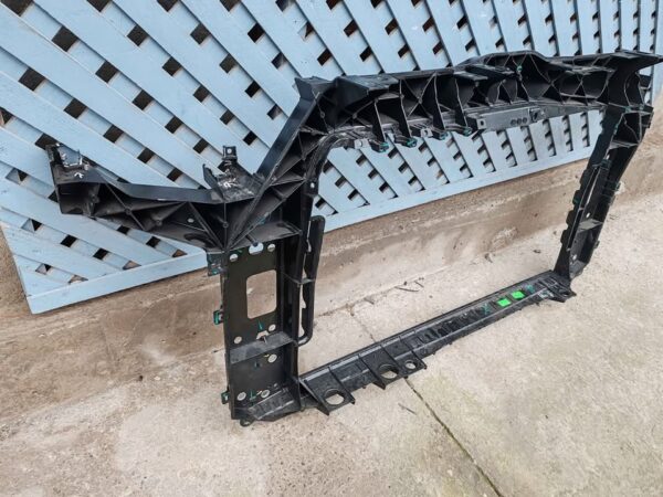 Frontal Mahindra XUV300 2023 - 2025 - Imagen 3