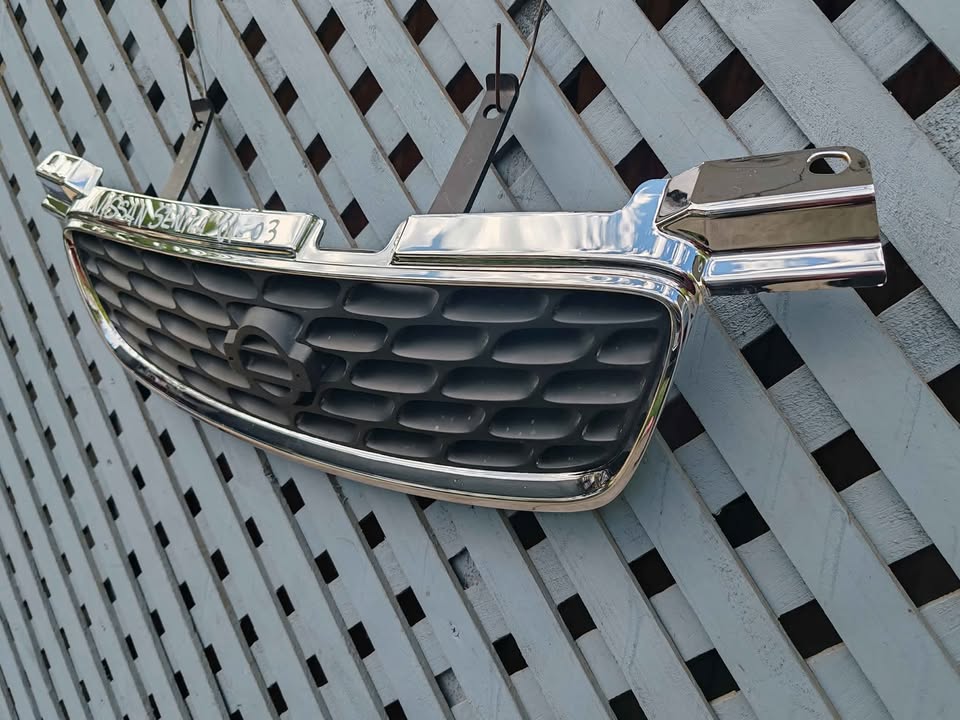 Máscara Nissan Sentra 2001 - 2003 - Imagen 3