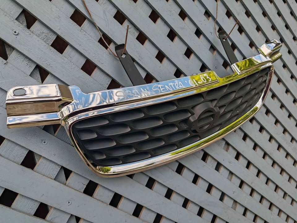 Máscara Nissan Sentra 2001 - 2003 - Imagen 4