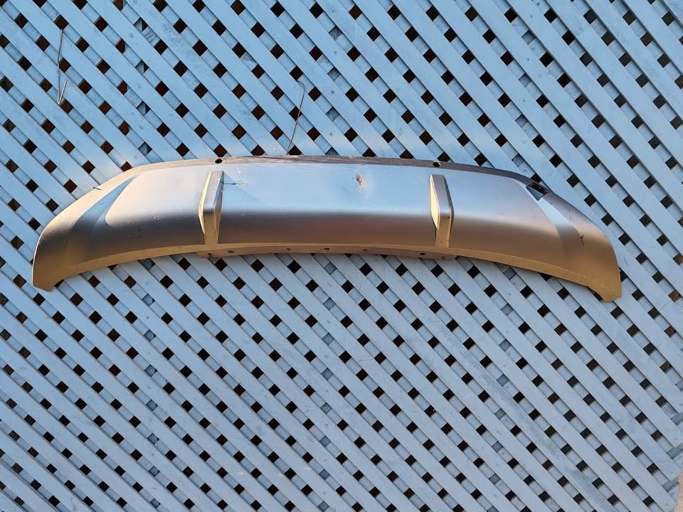 Moldura de parachoque trasero Hyundai Tucson 2022 - 2024