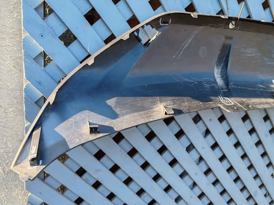 Moldura de parachoque trasero Hyundai Tucson 2022 - 2024 - Imagen 7