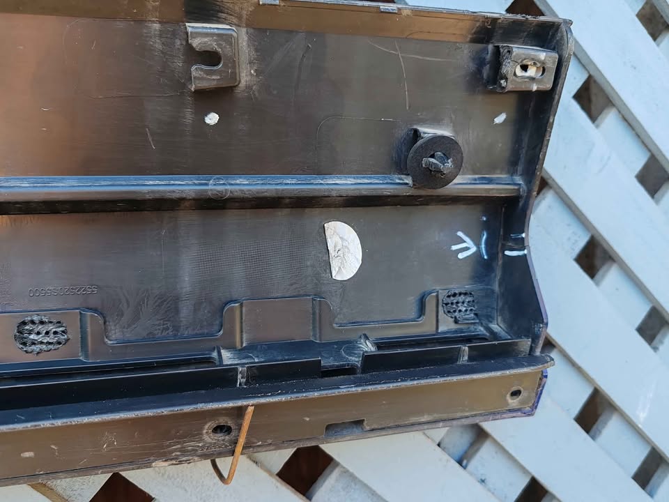 Moldura de puerta delantera derecha JAC JS8 2022 - 2024 - Imagen 5