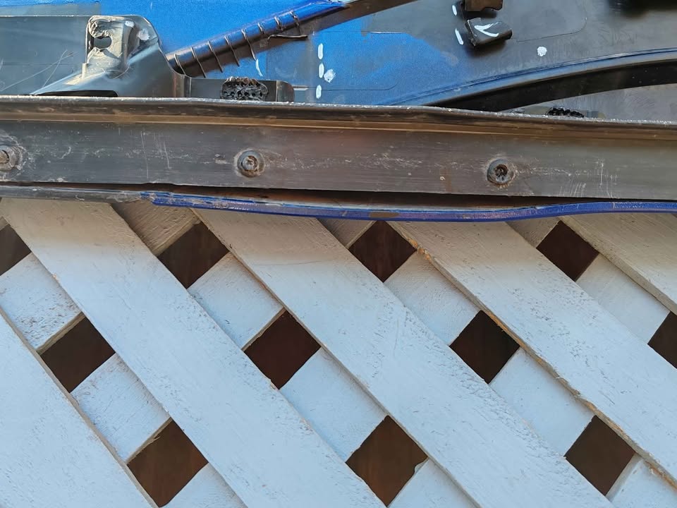 Moldura de puerta delantera derecha JAC JS8 2022 - 2024 - Imagen 7