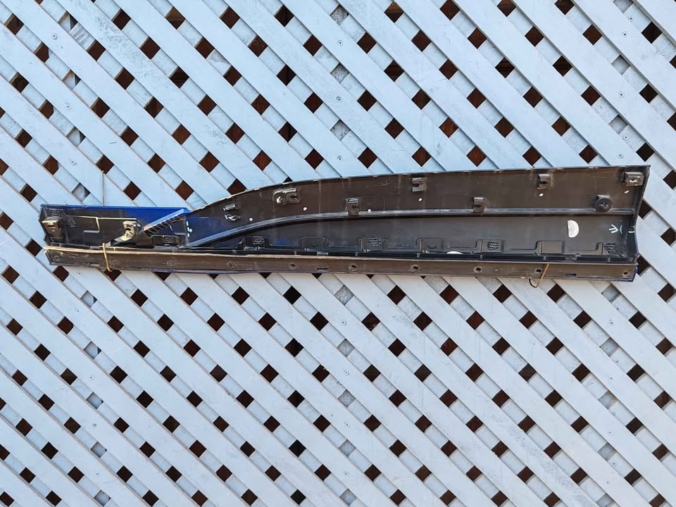 Moldura de puerta delantera derecha JAC JS8 2022 - 2024 - Imagen 9