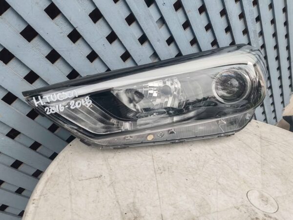 Óptico izquierdo Hyundai Tucson 2016 - 2018 - Imagen 2