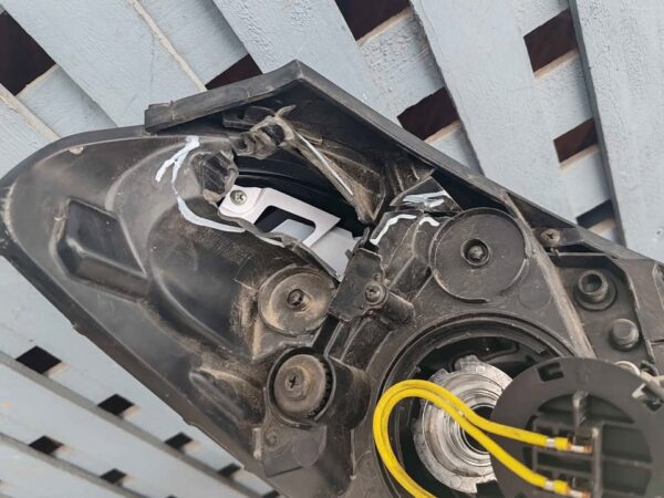 Óptico izquierdo Hyundai Tucson 2016 - 2018 - Imagen 7