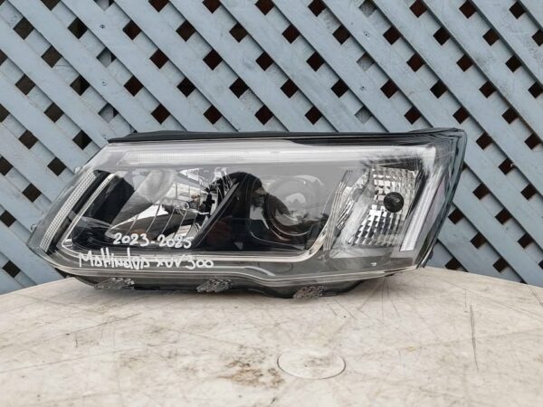Óptico izquierdo Mahindra XUV 300 2023 - 2025