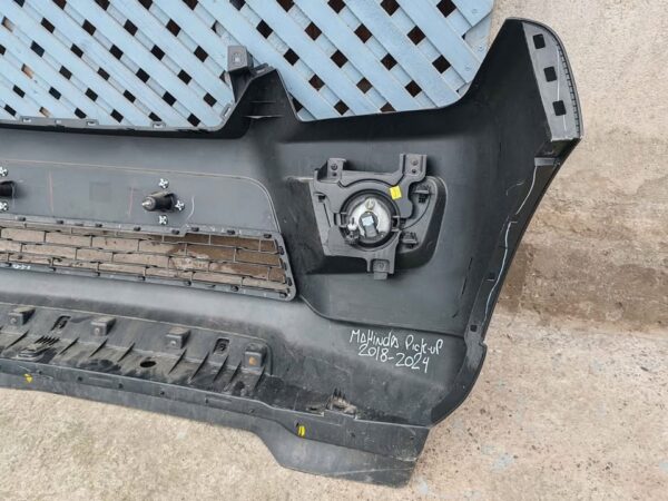 Parachoque delantero Mahindra Pickup 2018 - 2024 - Imagen 5