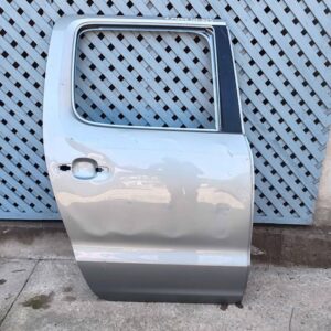 Puerta trasera derecha Volkswagen Amarok 2011 - 2023