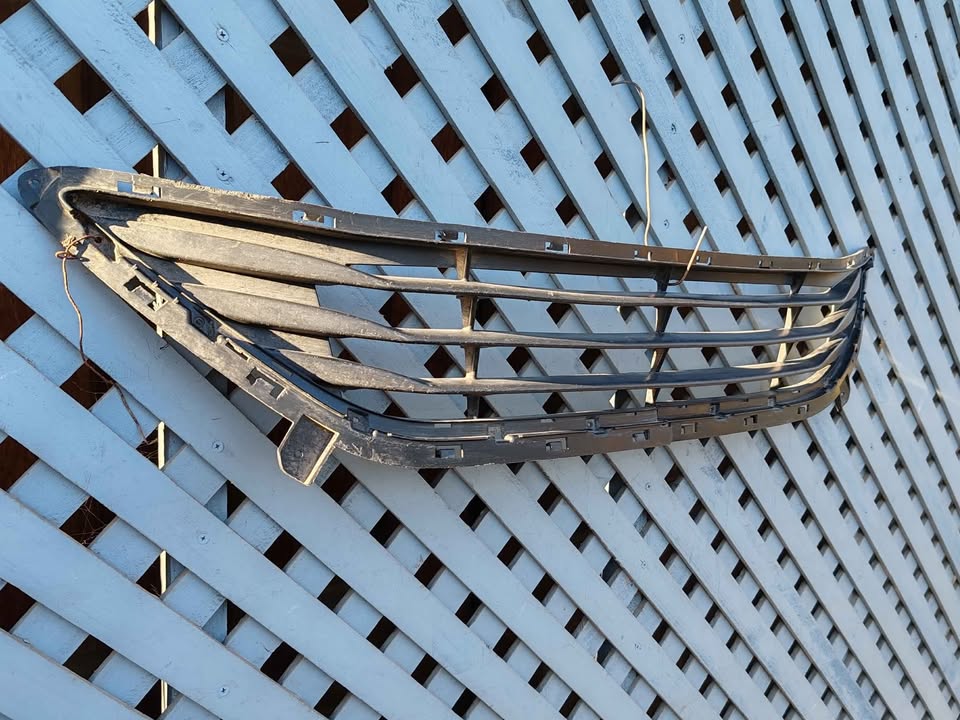 Rejilla de parachoque Hyundai Elantra 2011 - 2014 - Imagen 2