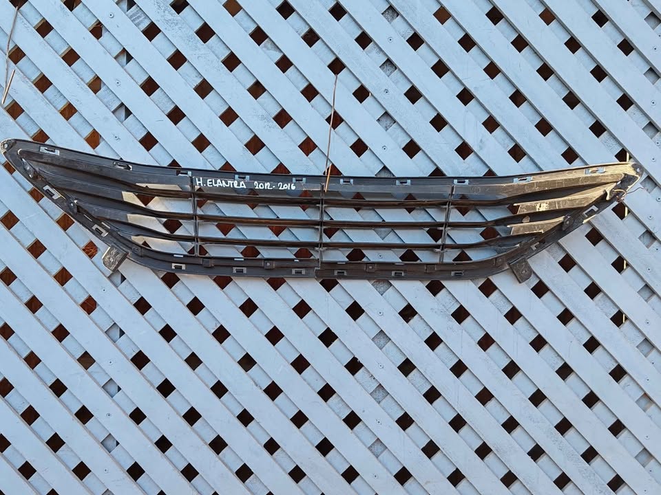 Rejilla de parachoque Hyundai Elantra 2011 - 2014 - Imagen 7