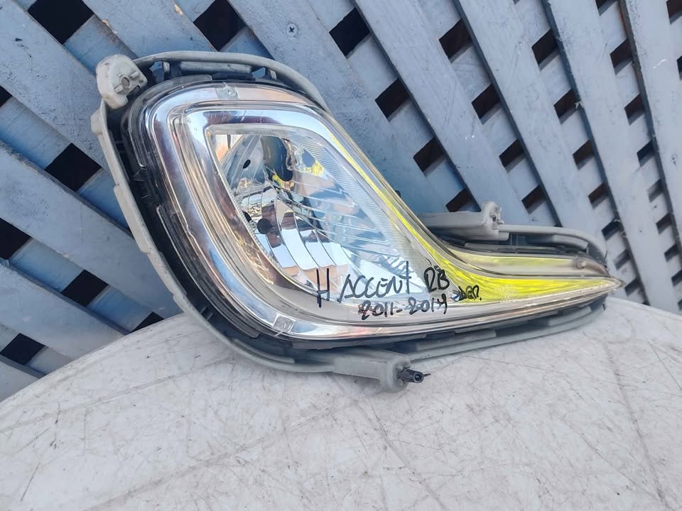 Neblinero derecho Hyundai Accent Rb 2011 - 2020 - Imagen 2