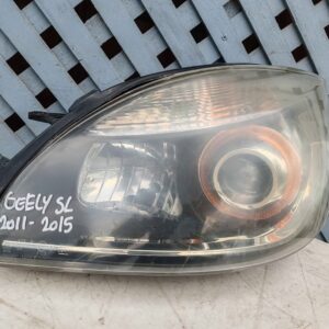 Óptico izquierdo Geely SL 2011 - 2015