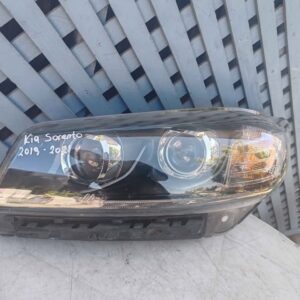 Óptico izquierdo Kia Sorento 2019 - 2021