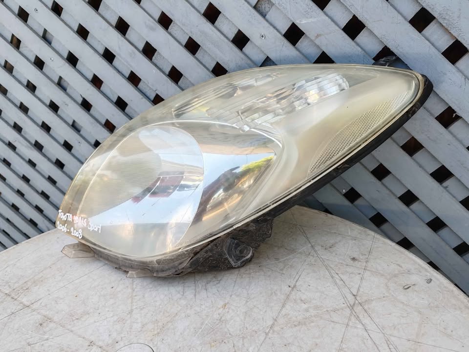 Óptico izquierdo Toyota Yaris Sport 2006 - 2008 - Imagen 2