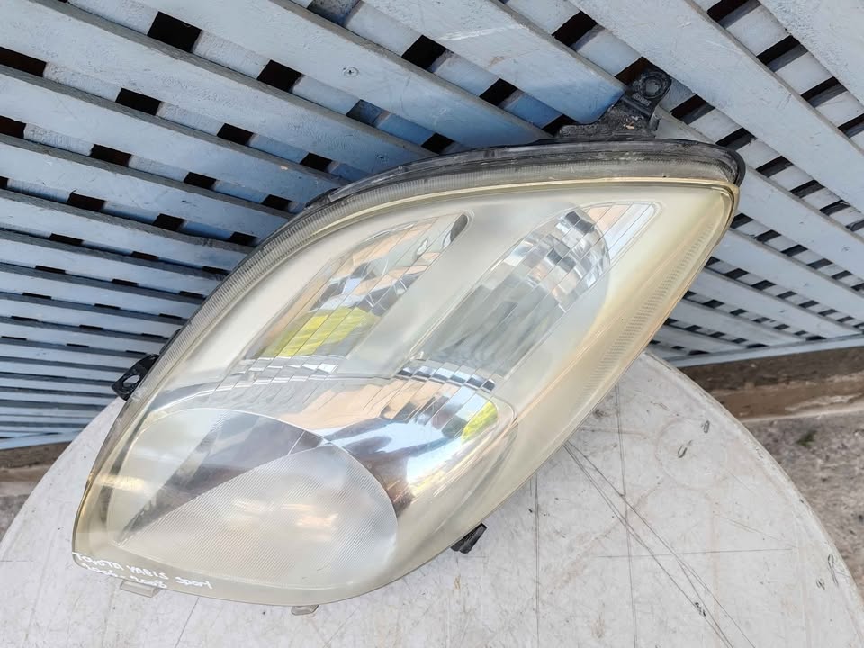 Óptico izquierdo Toyota Yaris Sport 2006 - 2008 - Imagen 3