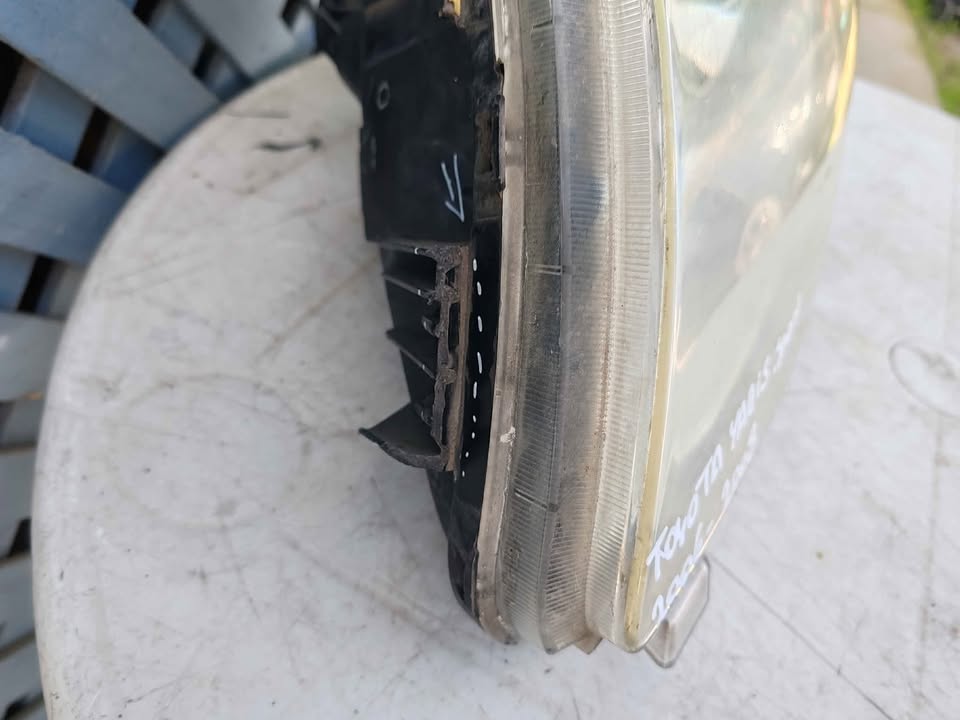 Óptico izquierdo Toyota Yaris Sport 2006 - 2008 - Imagen 4