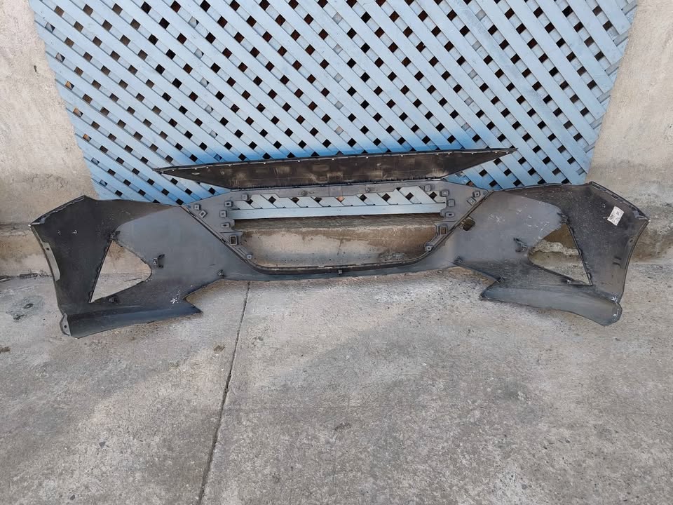 Parachoque delantero Hyundai Accent 2021 - 2023 - Imagen 10