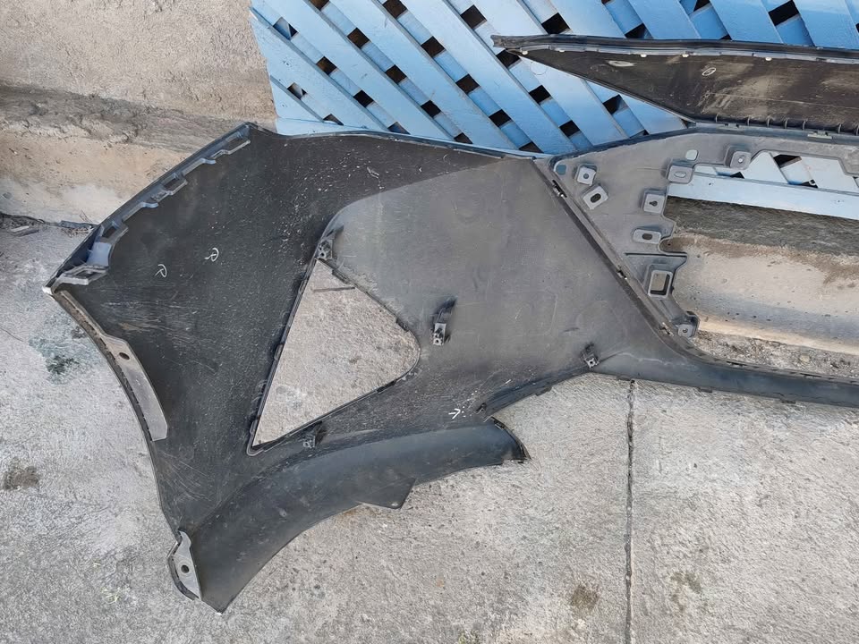 Parachoque delantero Hyundai Accent 2021 - 2023 - Imagen 8