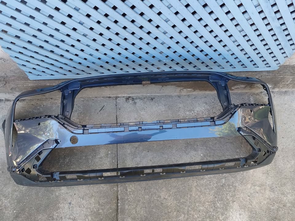 Parachoque delantero Hyundai Santa Fe 2021 - 2023
