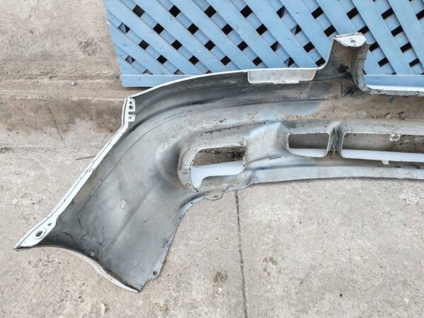 Parachoque delantero Hyundai Trajet 2005 - 2007 - Imagen 7