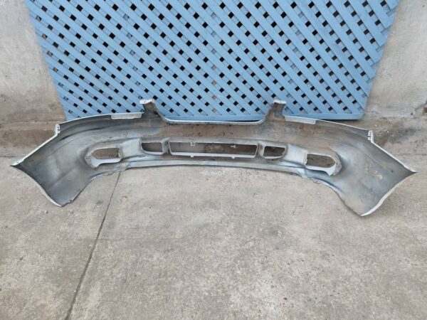 Parachoque delantero Hyundai Trajet 2005 - 2007 - Imagen 9