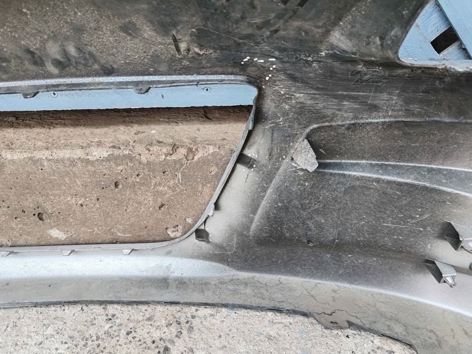 Parachoque delantero Hyundai i30 2009 - 2011 - Imagen 7