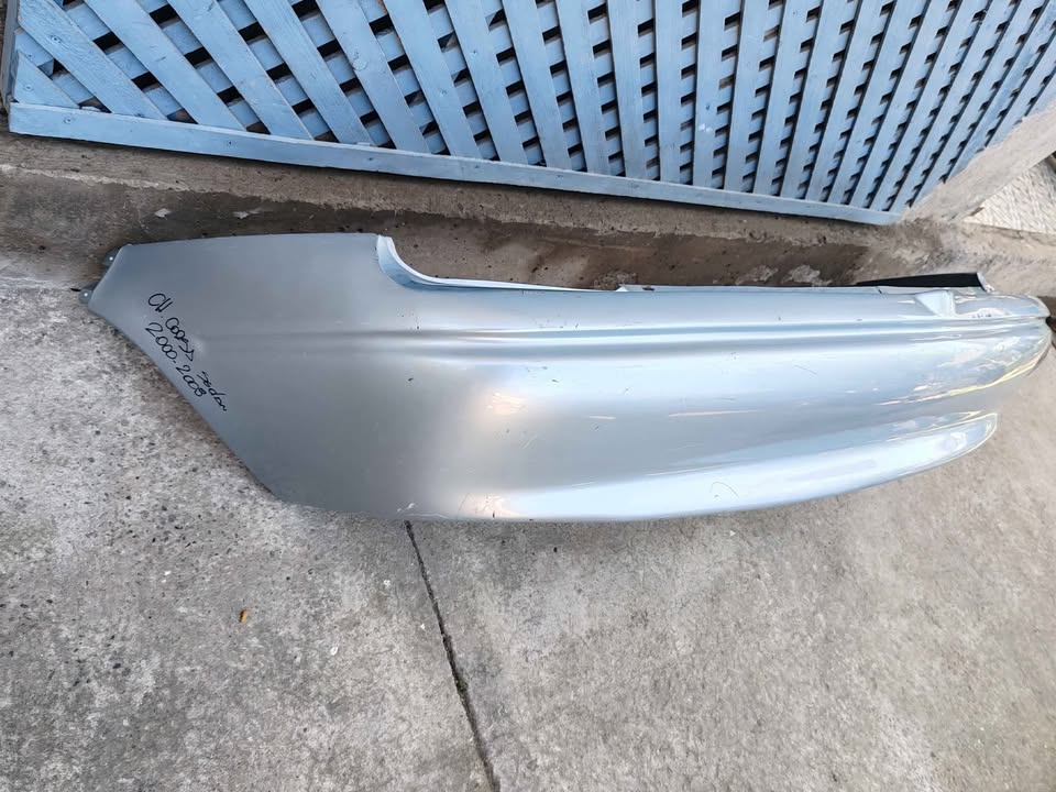 Parachoque trasero Chevrolet Corsa sedan 2000 - 2008 - Imagen 3
