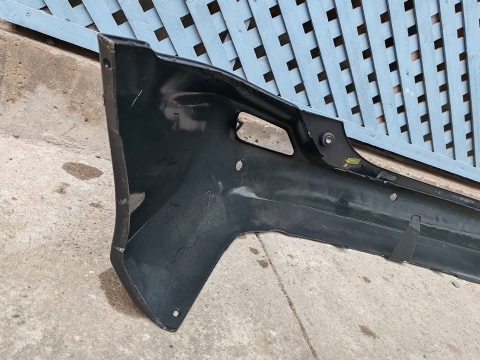 Parachoque trasero Toyota Rav4 2013 - 2016 - Imagen 5