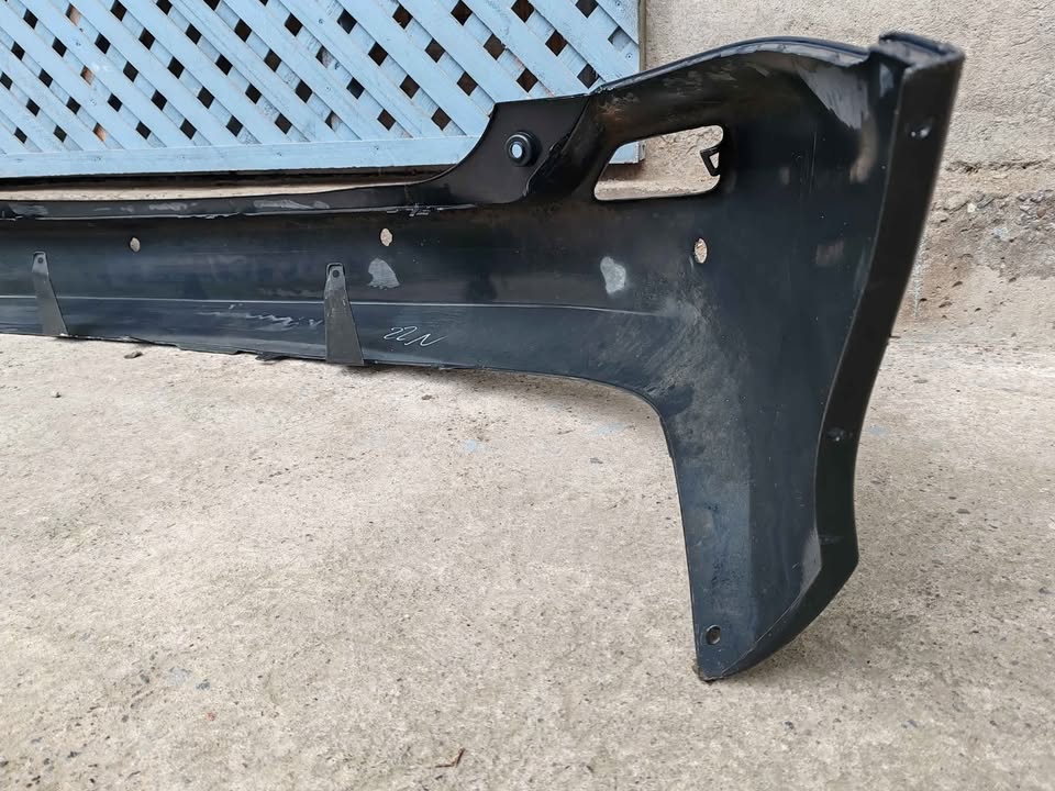 Parachoque trasero Toyota Rav4 2013 - 2016 - Imagen 8