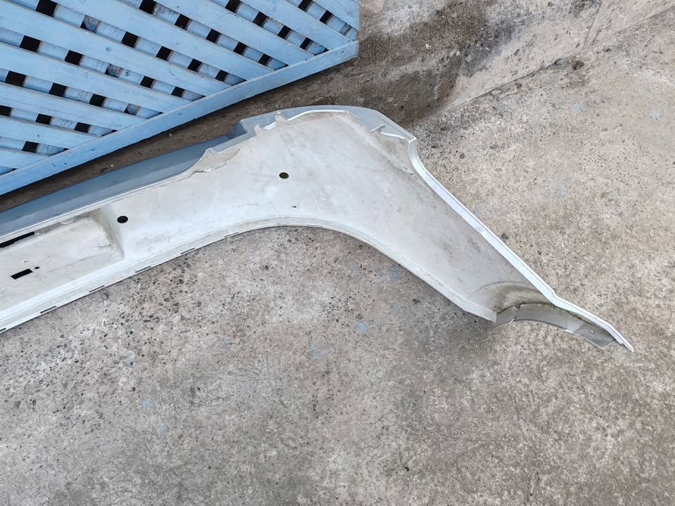 Parachoque trasero chevrolet Vectra 2005 - 2008 - Imagen 6
