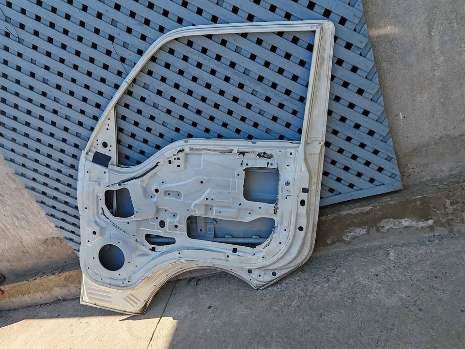 Puerta delantera derecha JAC X200 2017 - 2023 - Imagen 8