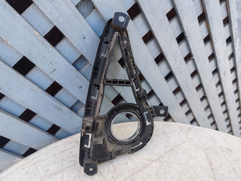 Tapa de neblinero izquierdo Hyundai Grand i10 2021 - 2023 - Imagen 5