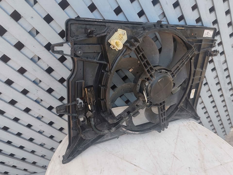 Electroventilador Jeep Renegade y Fiat Toro 2015 - 2024 - Imagen 3