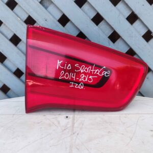 Foco trasero izquierdo de portalón Kia Sportage 2014 - 2015