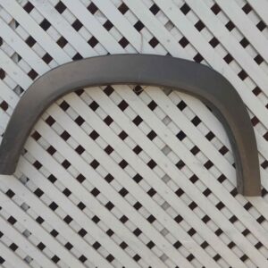 Moldura delantera izqueda Chery Tiggo 2 2018 - 2022