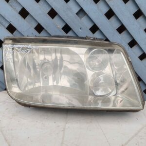 Óptico derecho Volkswagen Bora 2000 - 2007