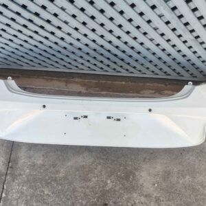 Parachoque trasero Hyundai Grand i10 sedan 2021 - 2023