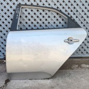 Puerta trasera izquierda Kia Cerato 2011 - 2013