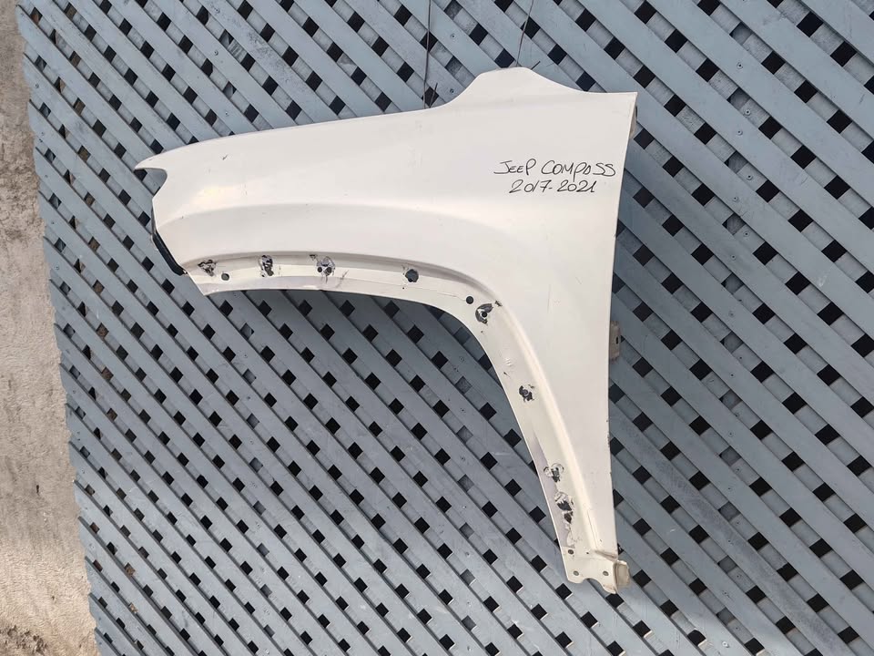 Tapabarro izquierdo Jeep Compass 2017 - 2021 - Imagen 3
