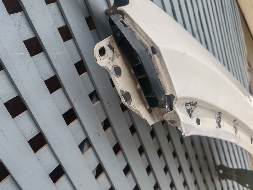 Tapabarro izquierdo Jeep Compass 2017 - 2021 - Imagen 5