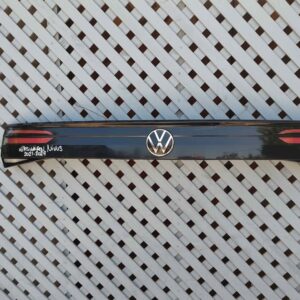 Embellecedor de portalón Volkswagen Nivus 2021 - 2024