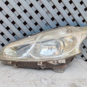 Óptico izquierdo Peugeot 208 2012 - 2015