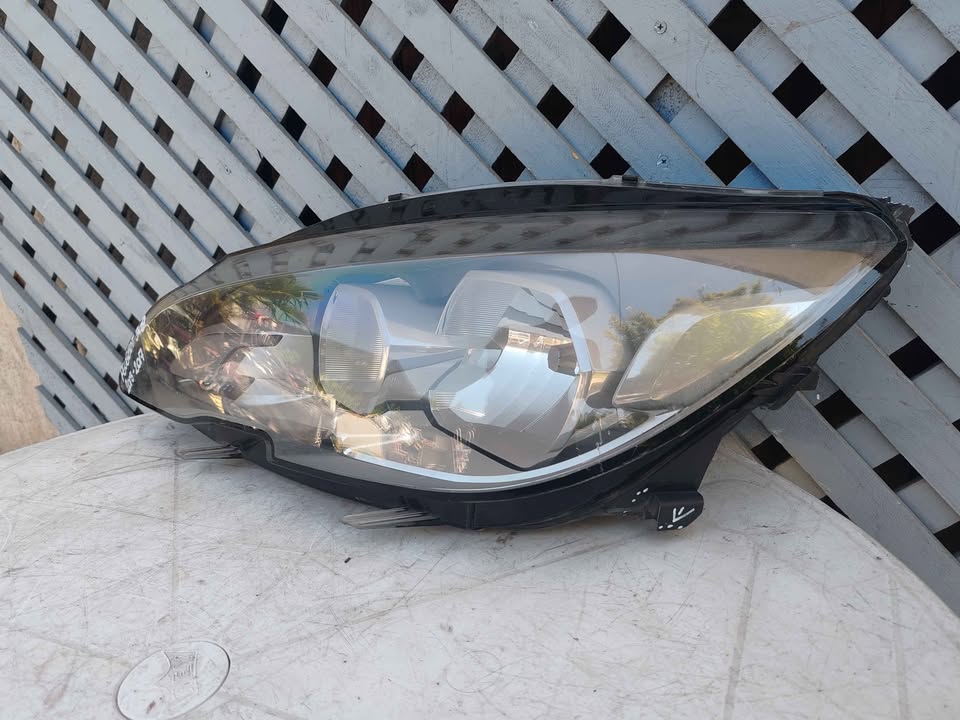 Óptico izquierdo Peugeot 308 2015 - 2017 - Imagen 2